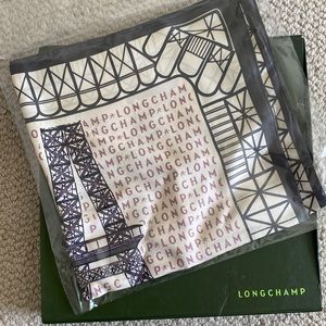 ITALY LONGCHAMP SETA Silk 19x19